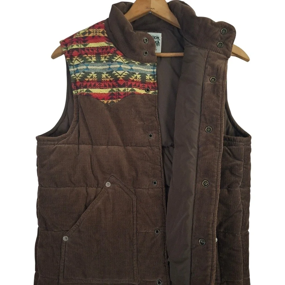 True Religion Corduroy Puffer Vest Men's Medium M Brown Aztec Serape Yoke Y2K